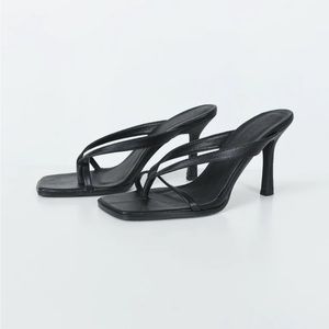 BILLINI SAMBA HEELS BLACK PRINCESS POLLY